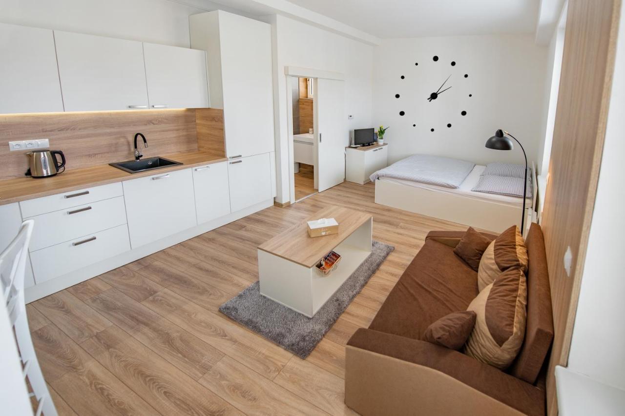Soho Apartment Pisek  Exterior photo